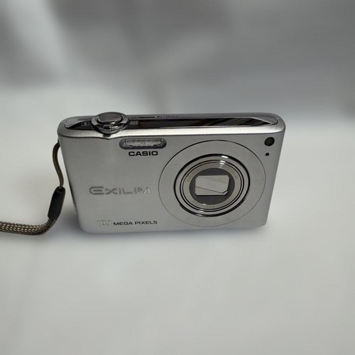 Casio exilim z100 silver - casio,